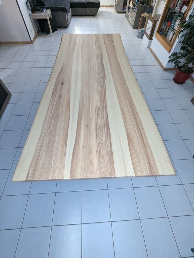Table frêne olivier vue du haut
